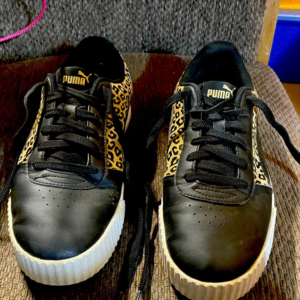 Puma Carnia cheetah pebble black leather tennis shoes